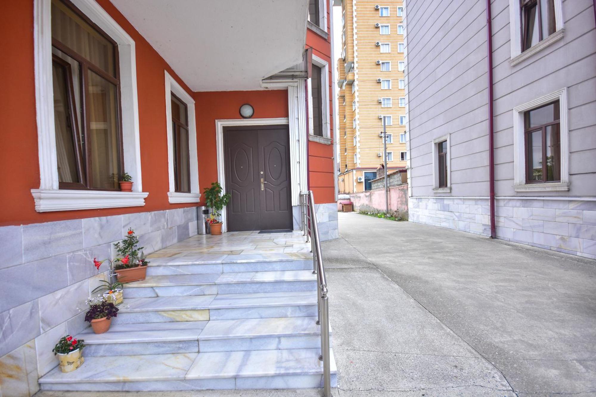 Family Apartments In Batumi Ngoại thất bức ảnh