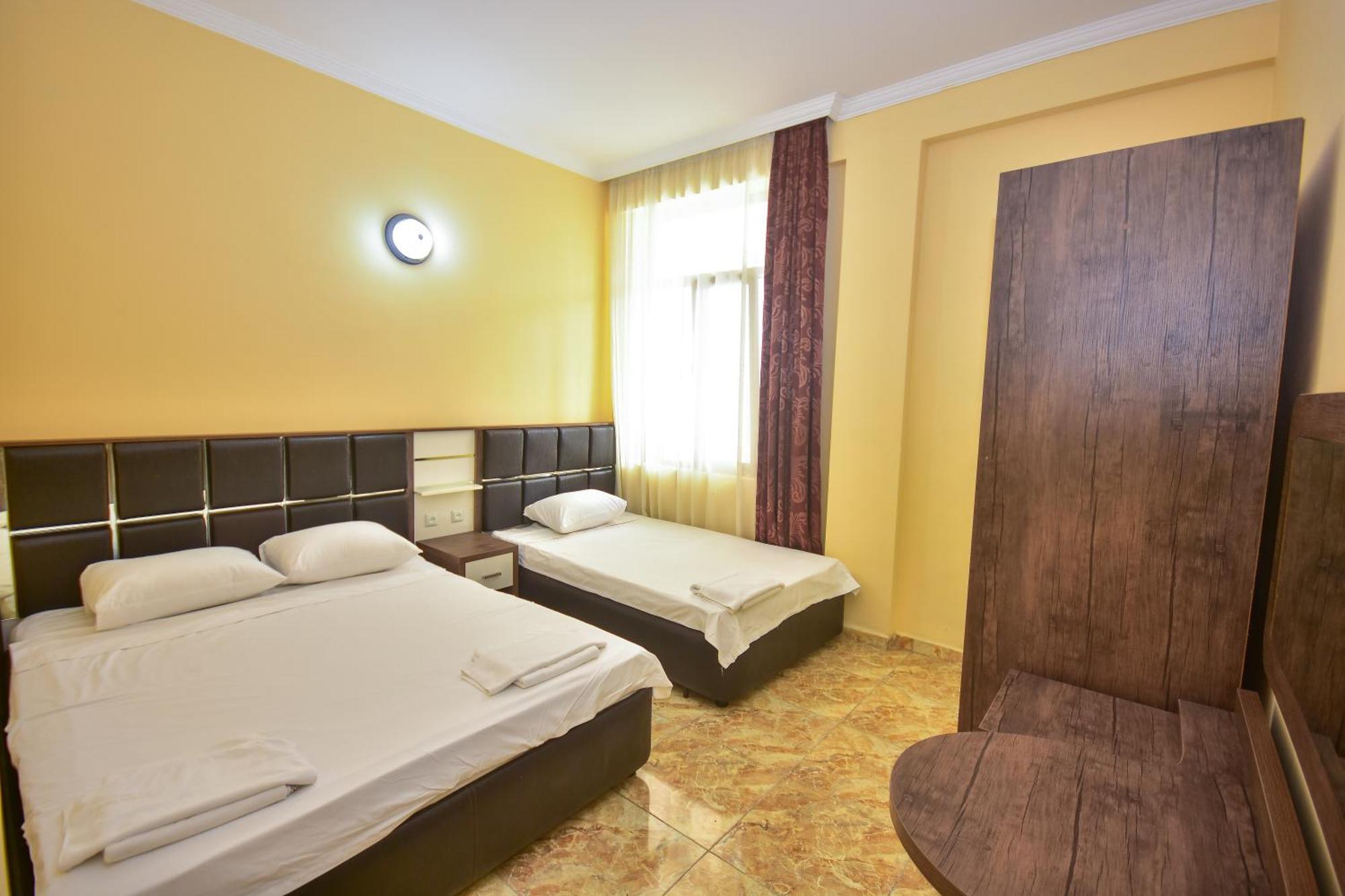Family Apartments In Batumi Ngoại thất bức ảnh