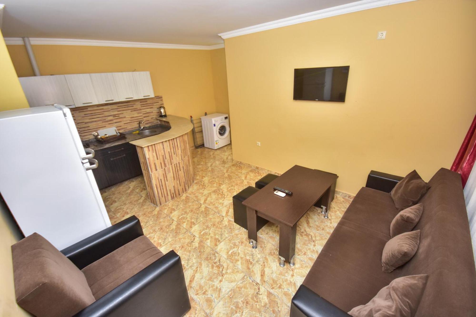 Family Apartments In Batumi Ngoại thất bức ảnh