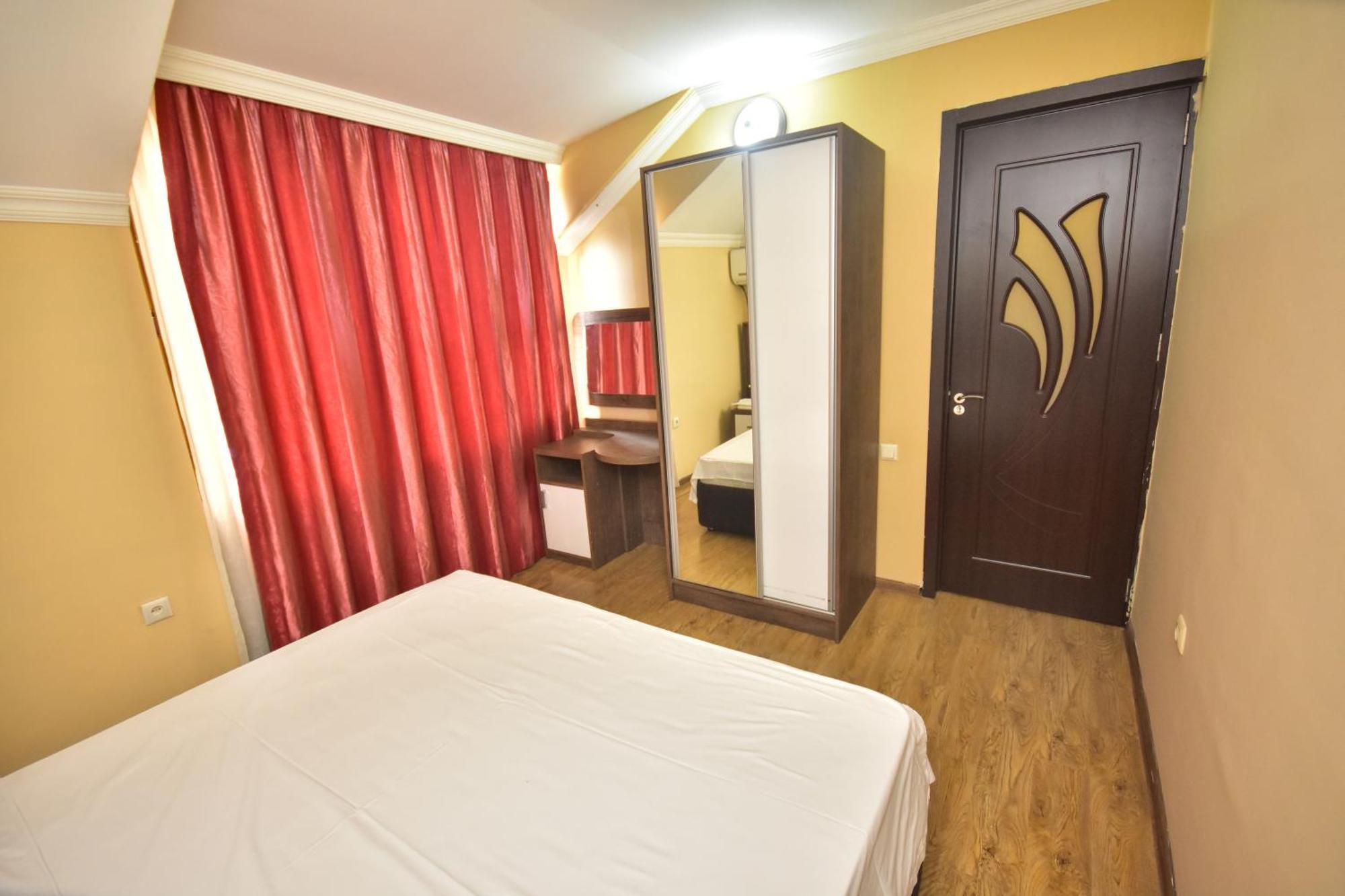 Family Apartments In Batumi Ngoại thất bức ảnh