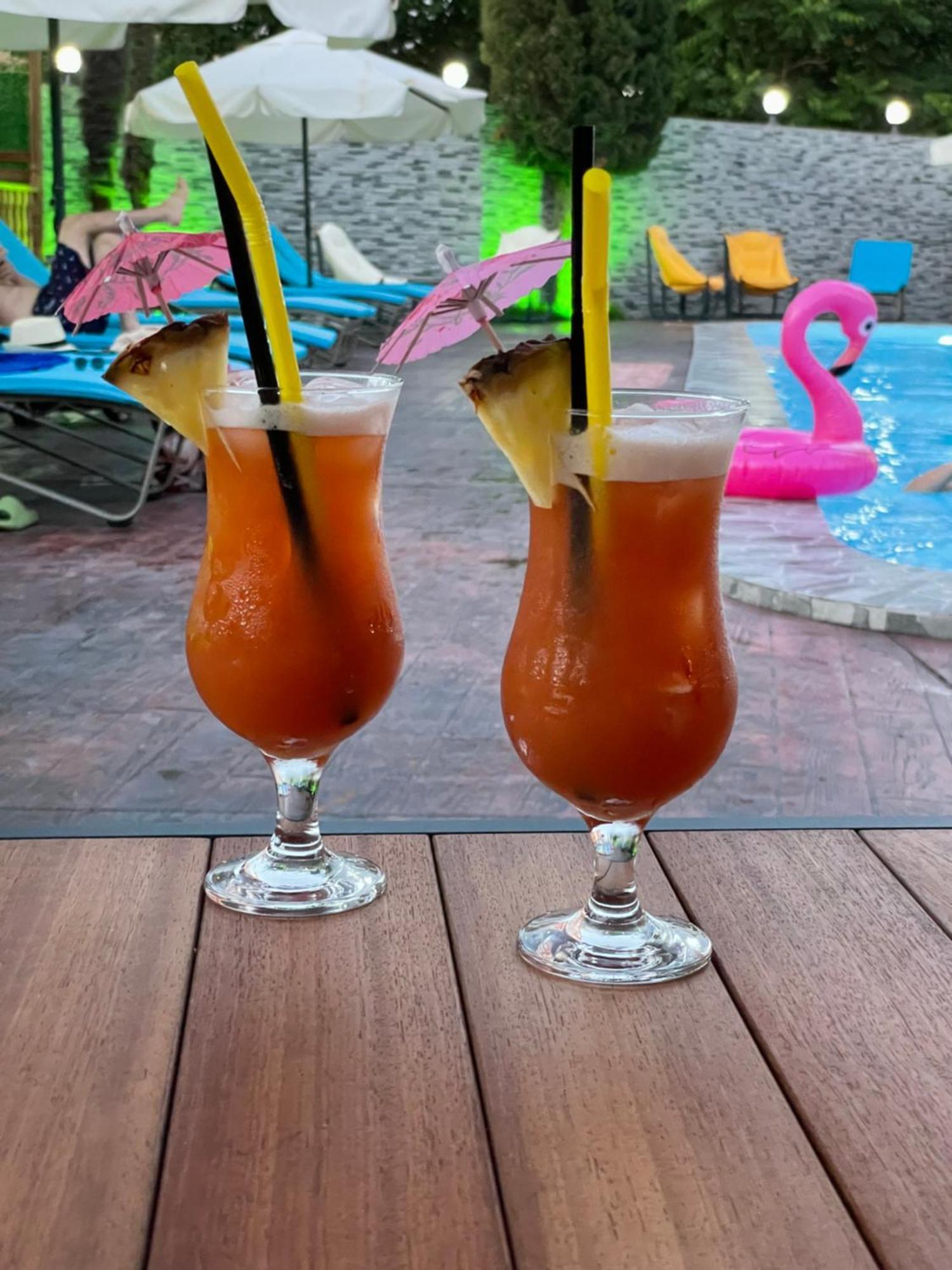 Family Apartments In Batumi Ngoại thất bức ảnh